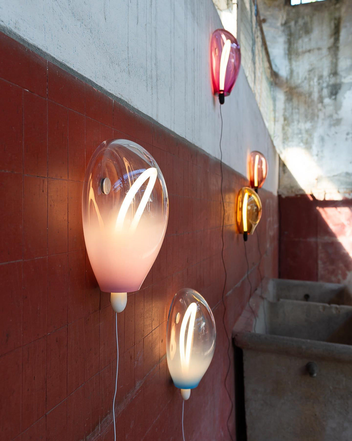 bulla-wall-light
