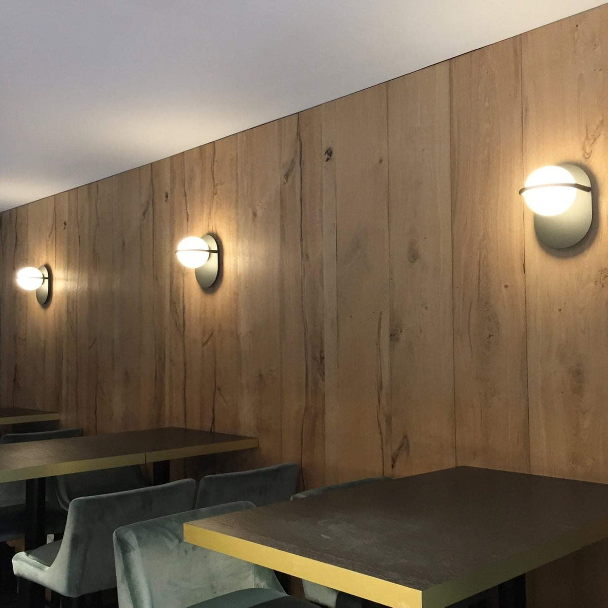 Ball Wall Lamp