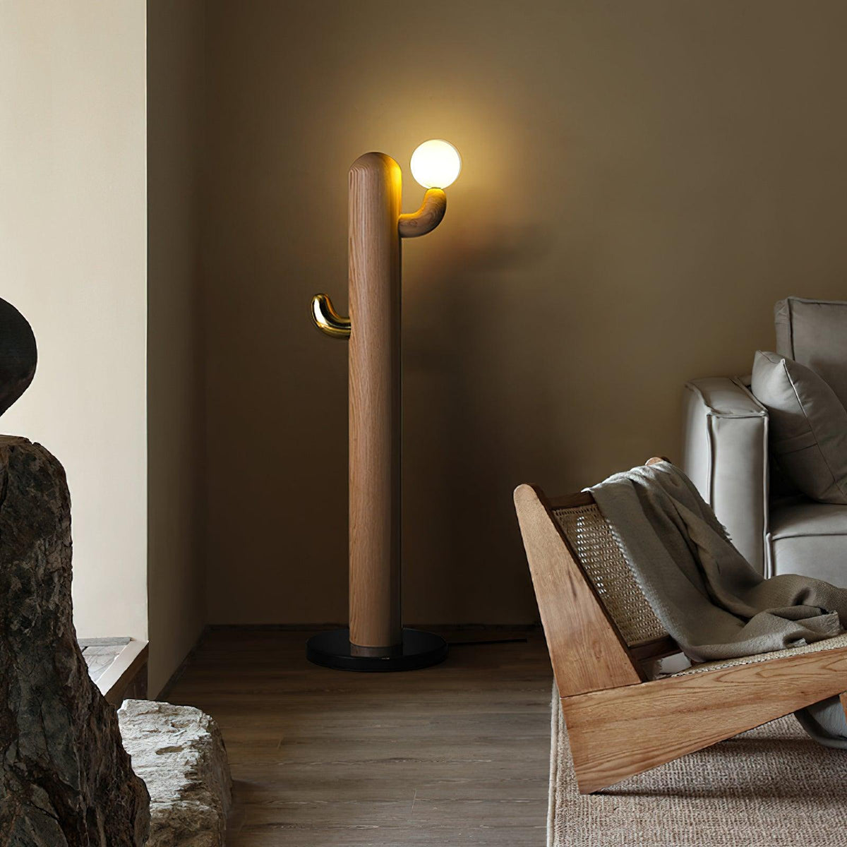 cactus-wood-floor-lamp