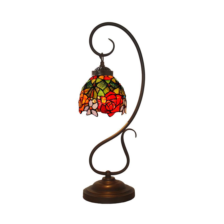 cal-lighting-cotulla-tiffany-table-lamp