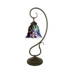 cal-lighting-cotulla-tiffany-table-lamp