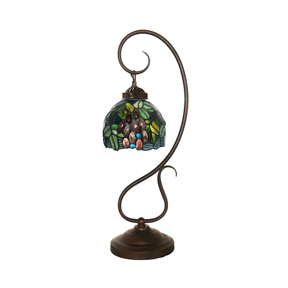 cal-lighting-cotulla-tiffany-table-lamp