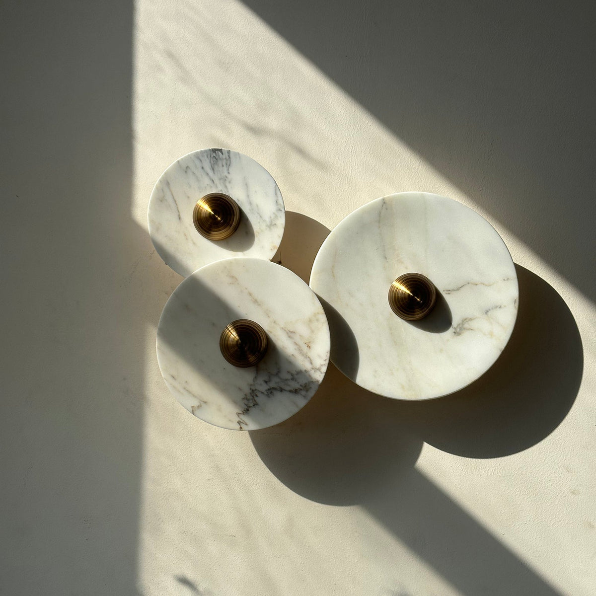 calacatta-marble-combination-sconce