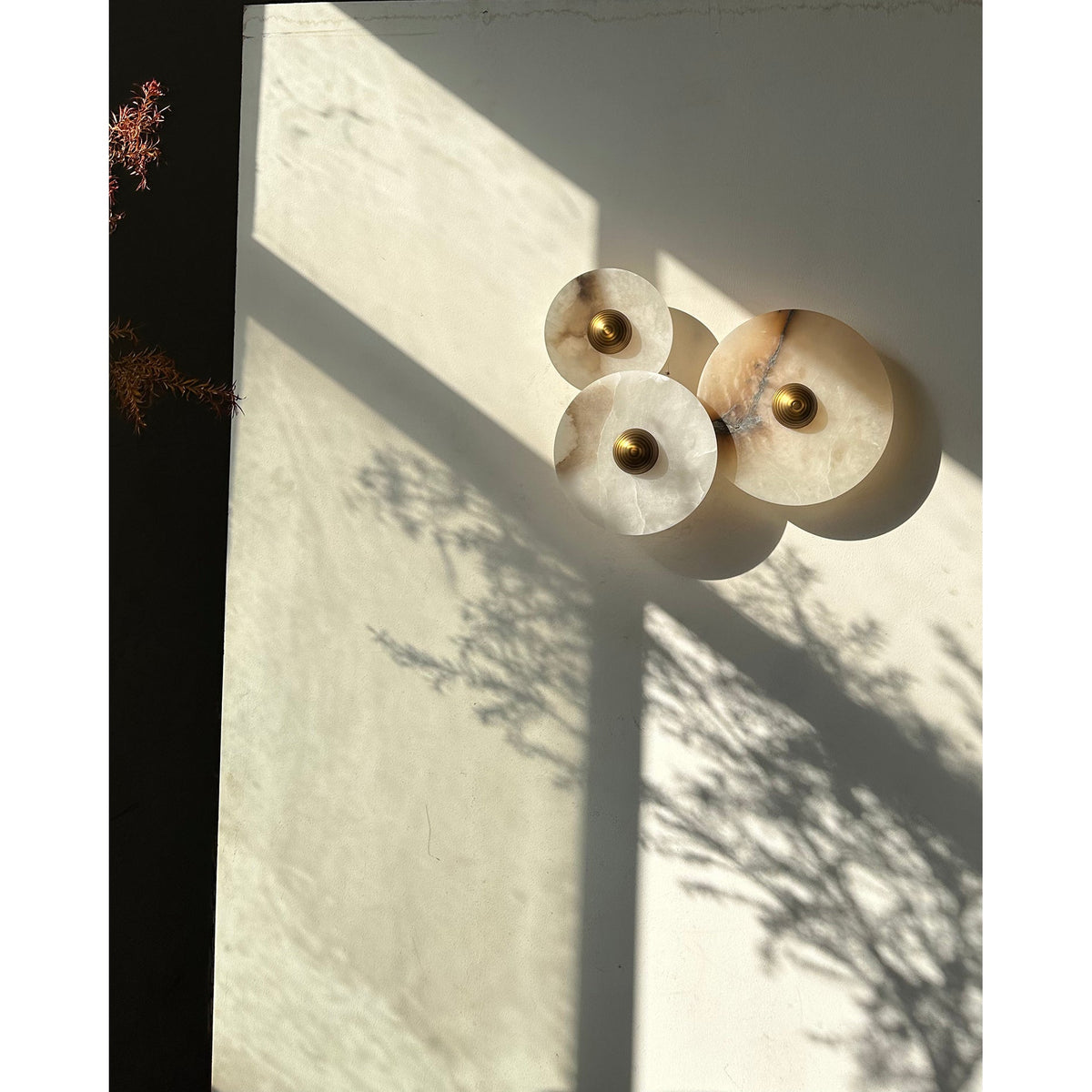 calacatta-marble-combination-sconce