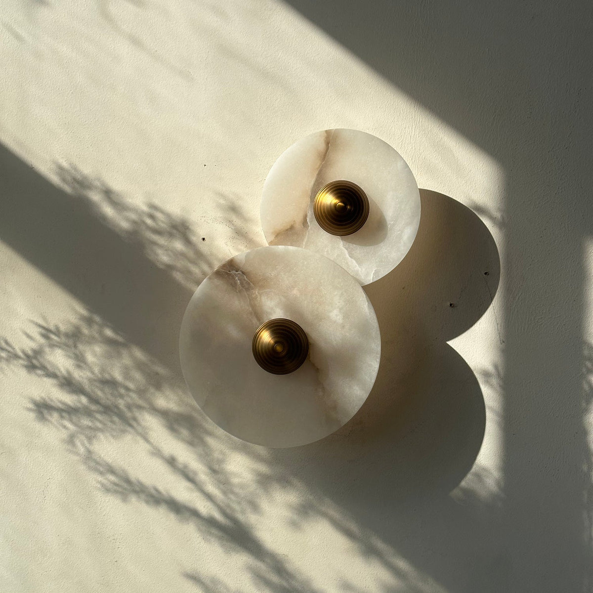 calacatta-marble-combination-sconce