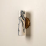 calla-wall-lamp