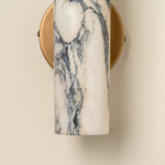 calla-wall-lamp