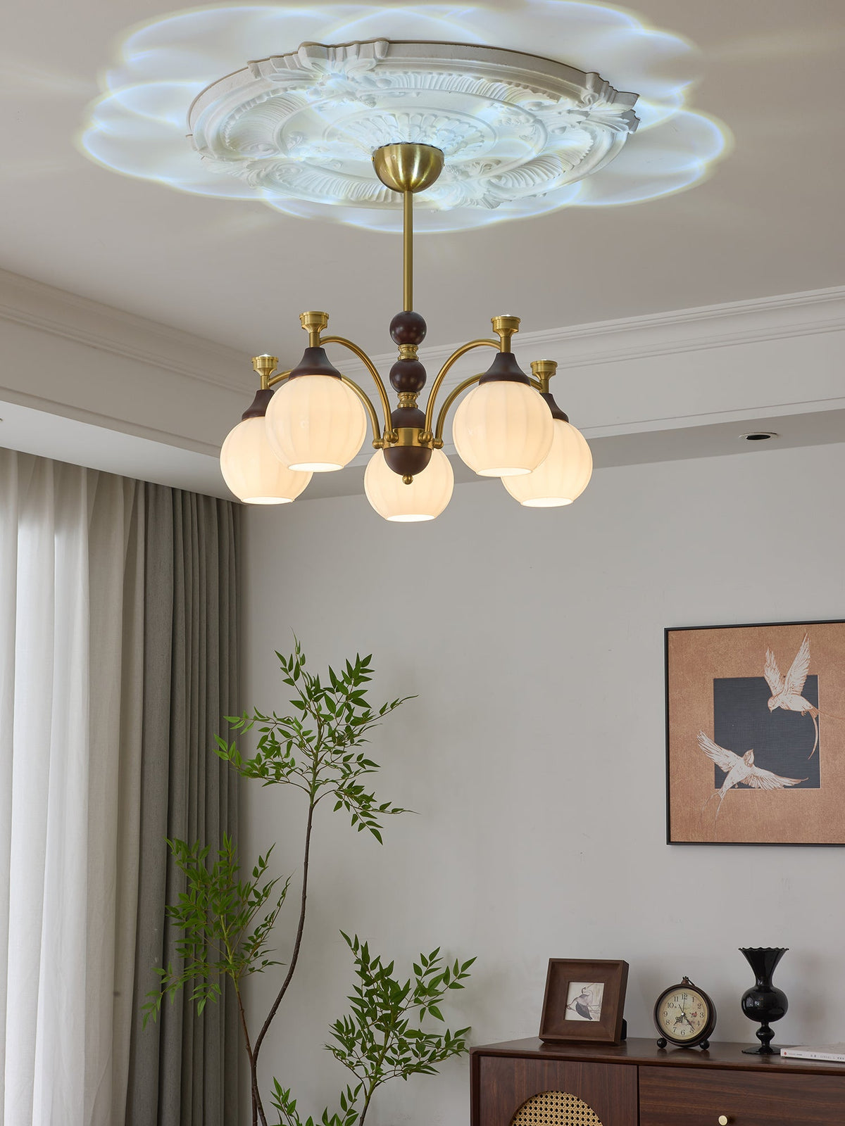 Callidora Modern Glass and Wood Chandelier for Dining Room and Entryway