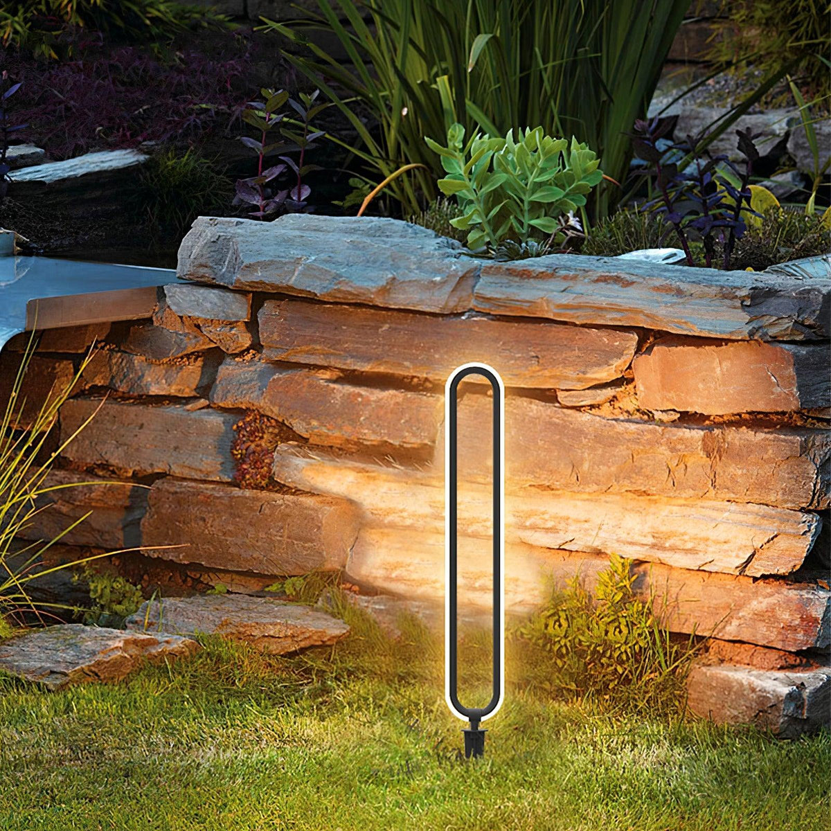 Camden Outdoor Garden Light – Modern LED Post Lamp for Lawns & Pathways