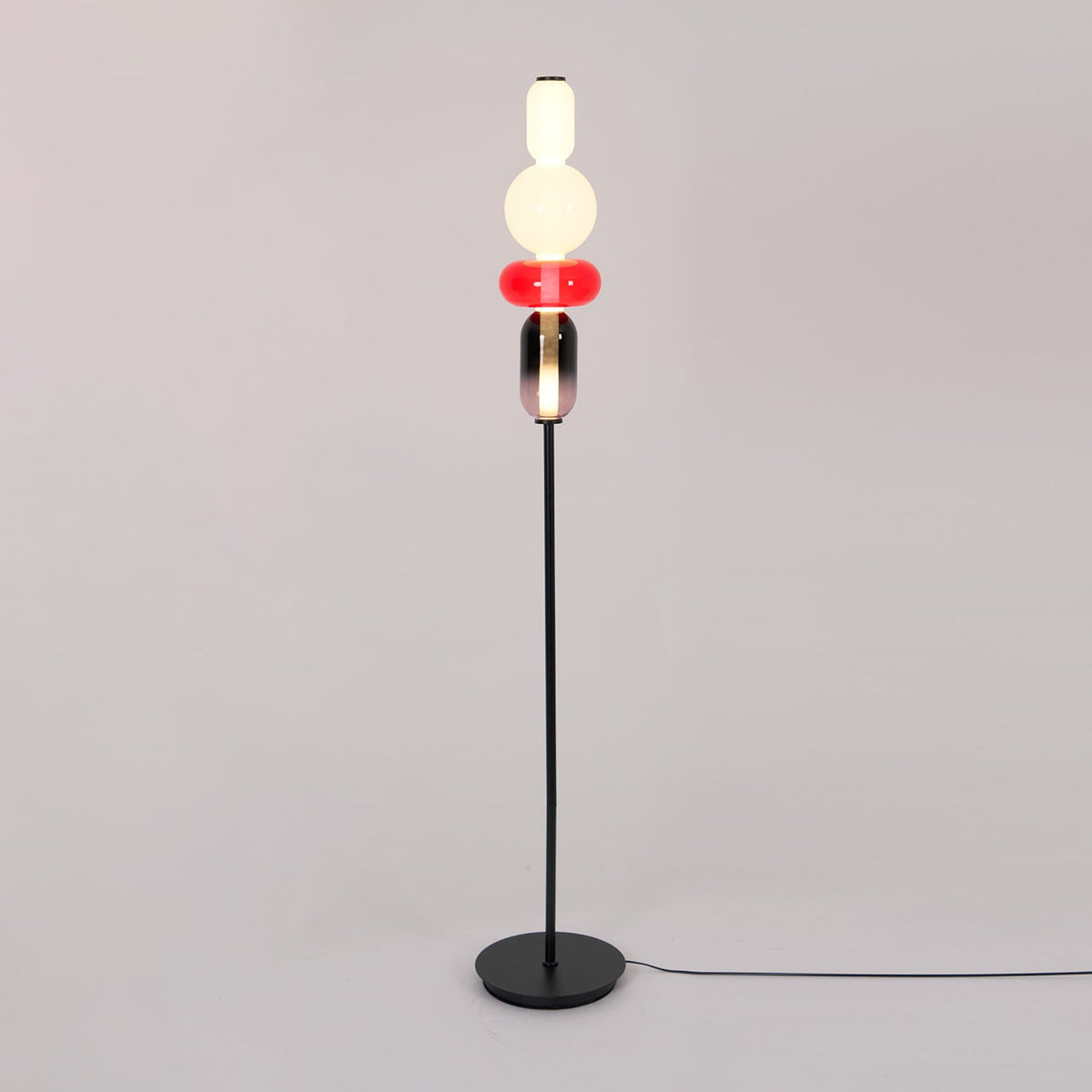 stained-glass-floor-lamp