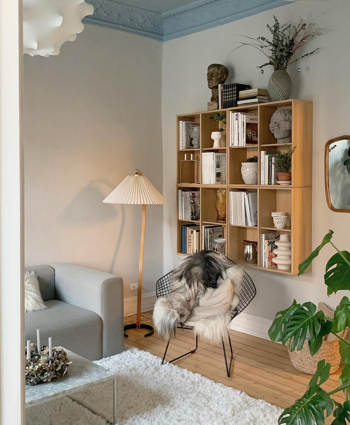 caprani-floor-lamp