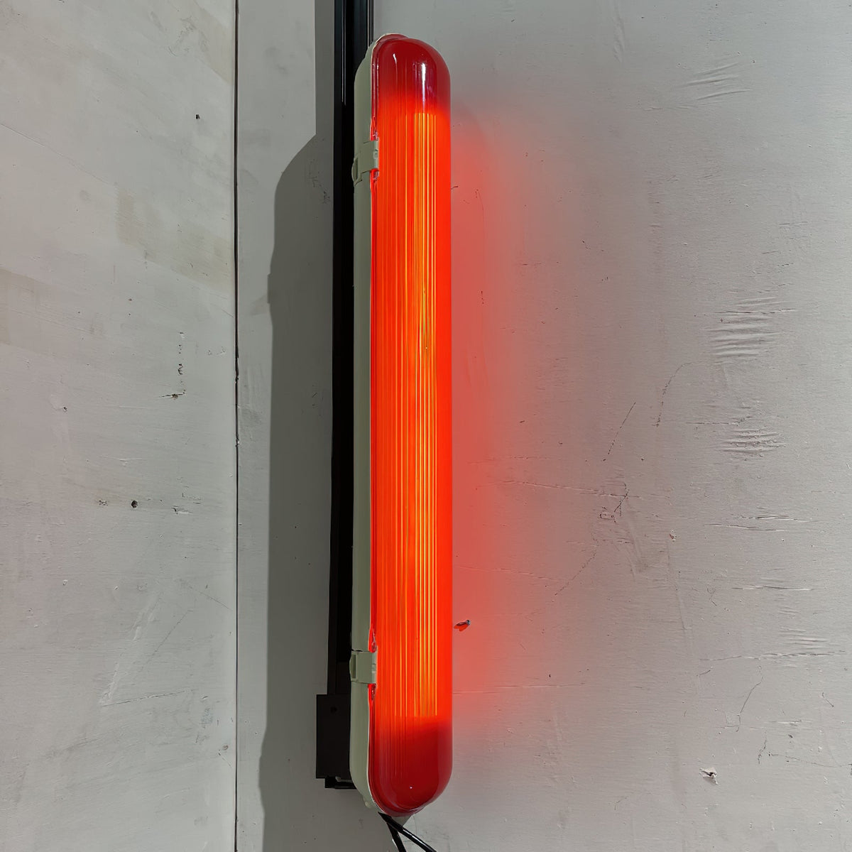 capsules-joy-wall-lamp