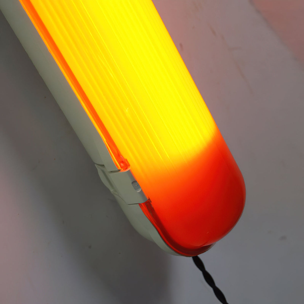 capsules-joy-plug-in-wall-lamp