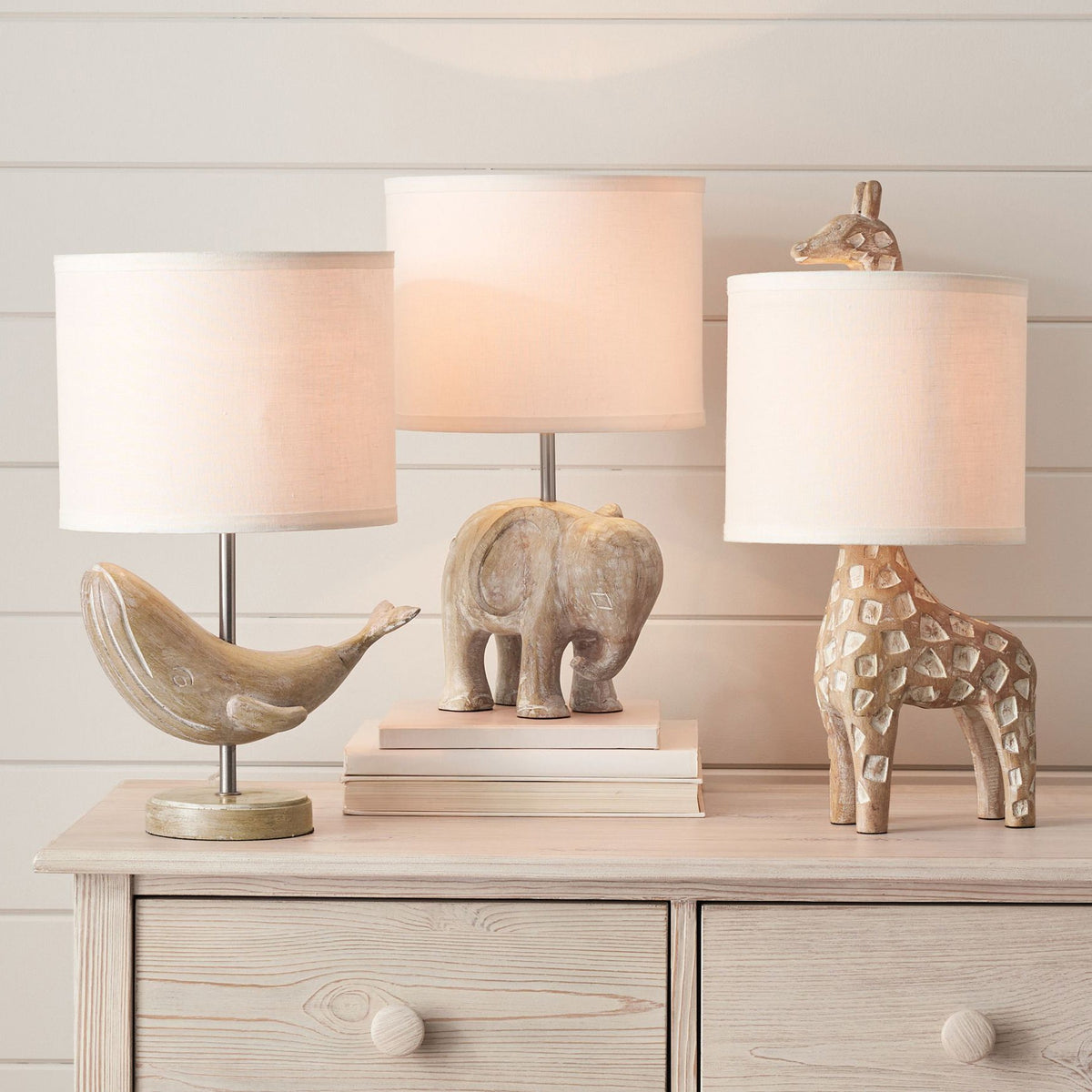 carved-wood-animal-table-lamp