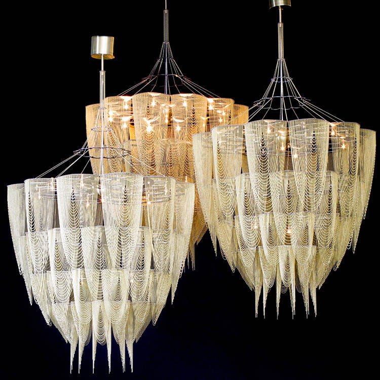 Cascade Aluminum Chain Chandelier – Modern Sculptural Pendant Light for Dining and Living Spaces