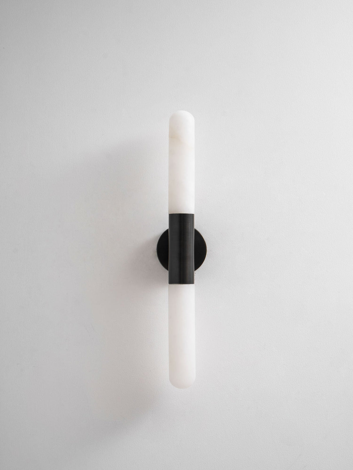 Cavoya Natural Alabaster Wall Sconce with Dual-Ended LED Glow