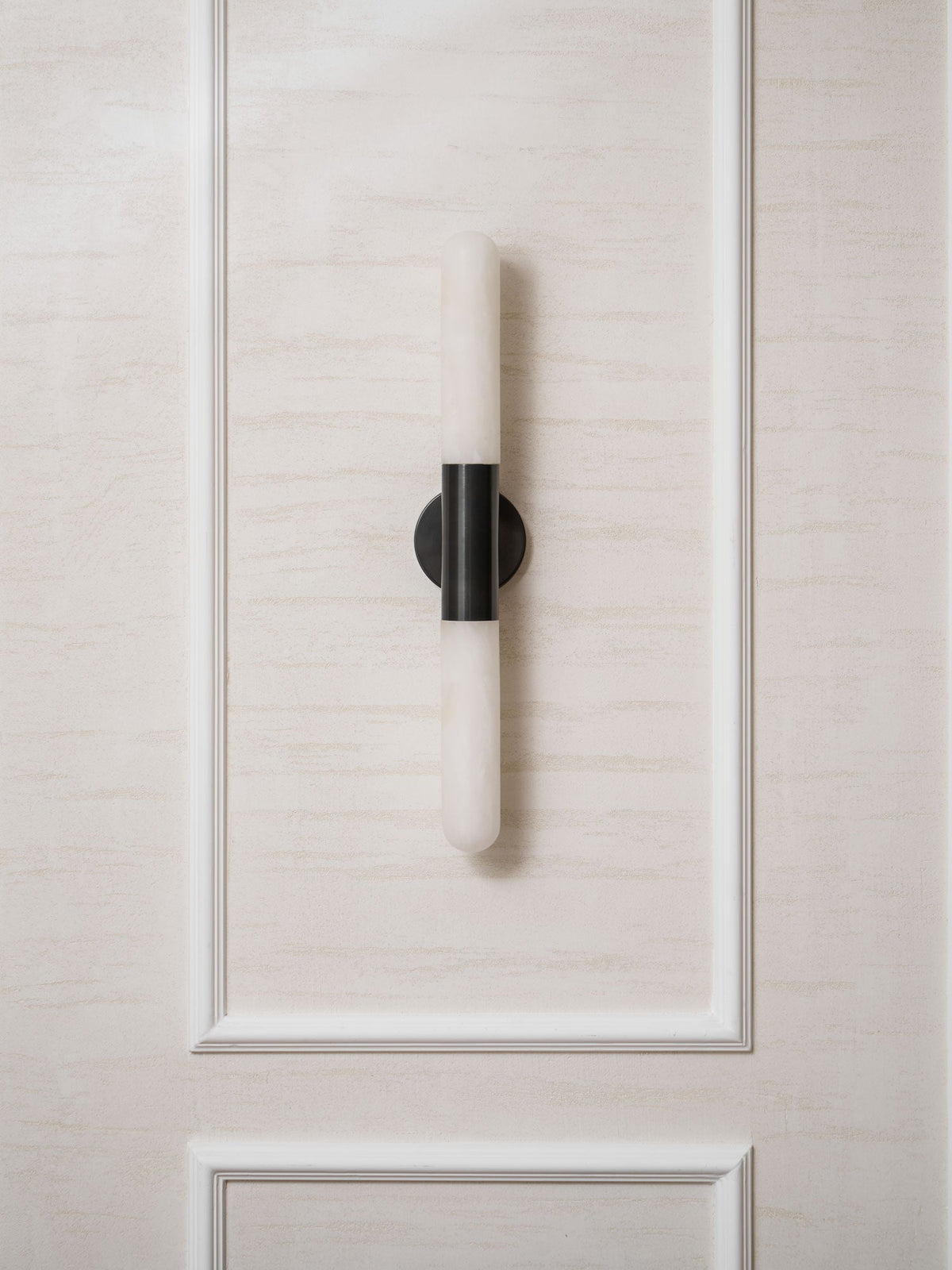 Cavoya Natural Alabaster Wall Sconce with Dual-Ended LED Glow
