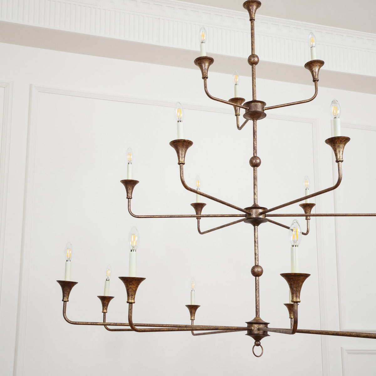 cecil-grande-chandelier
