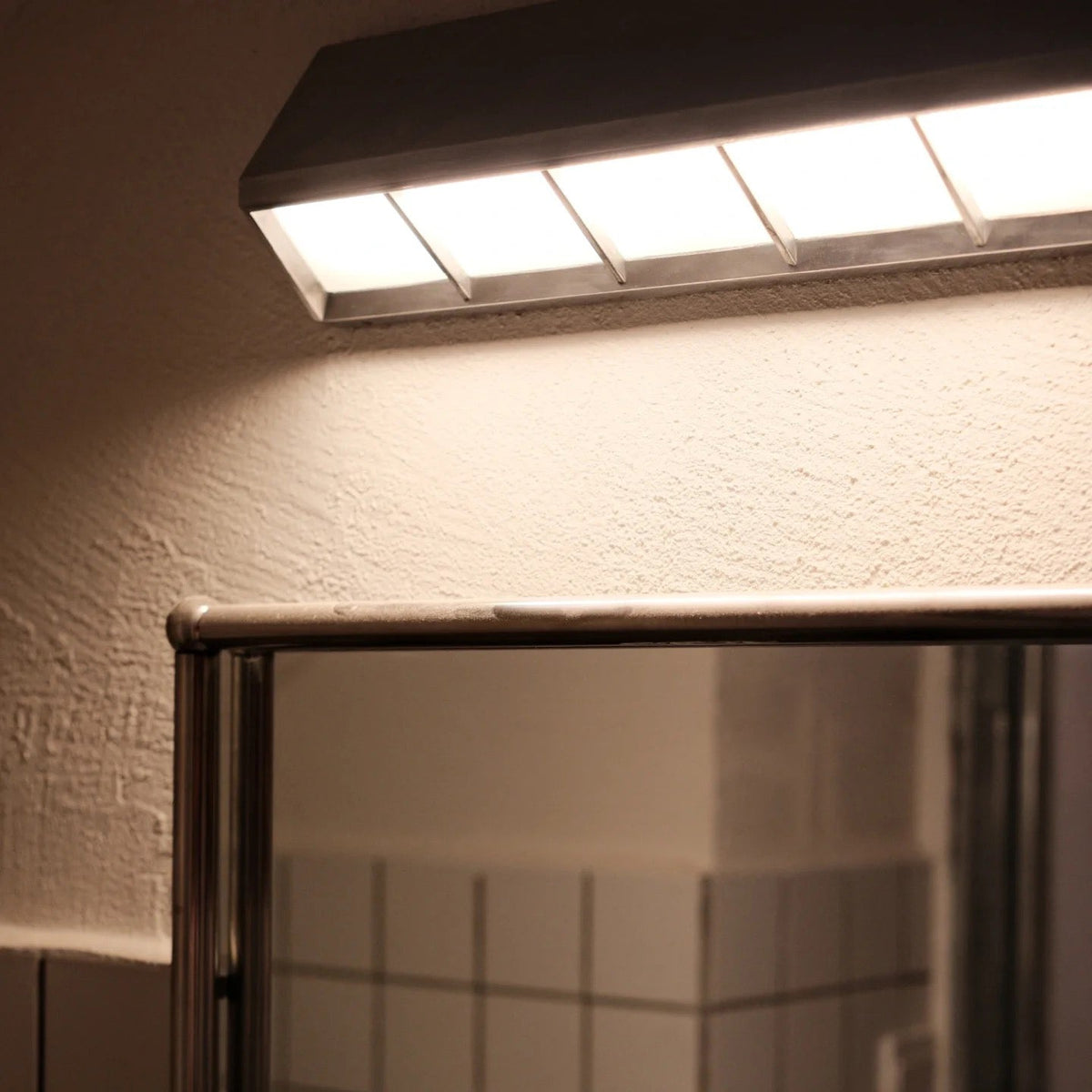 cedrick-led-wall-lamp