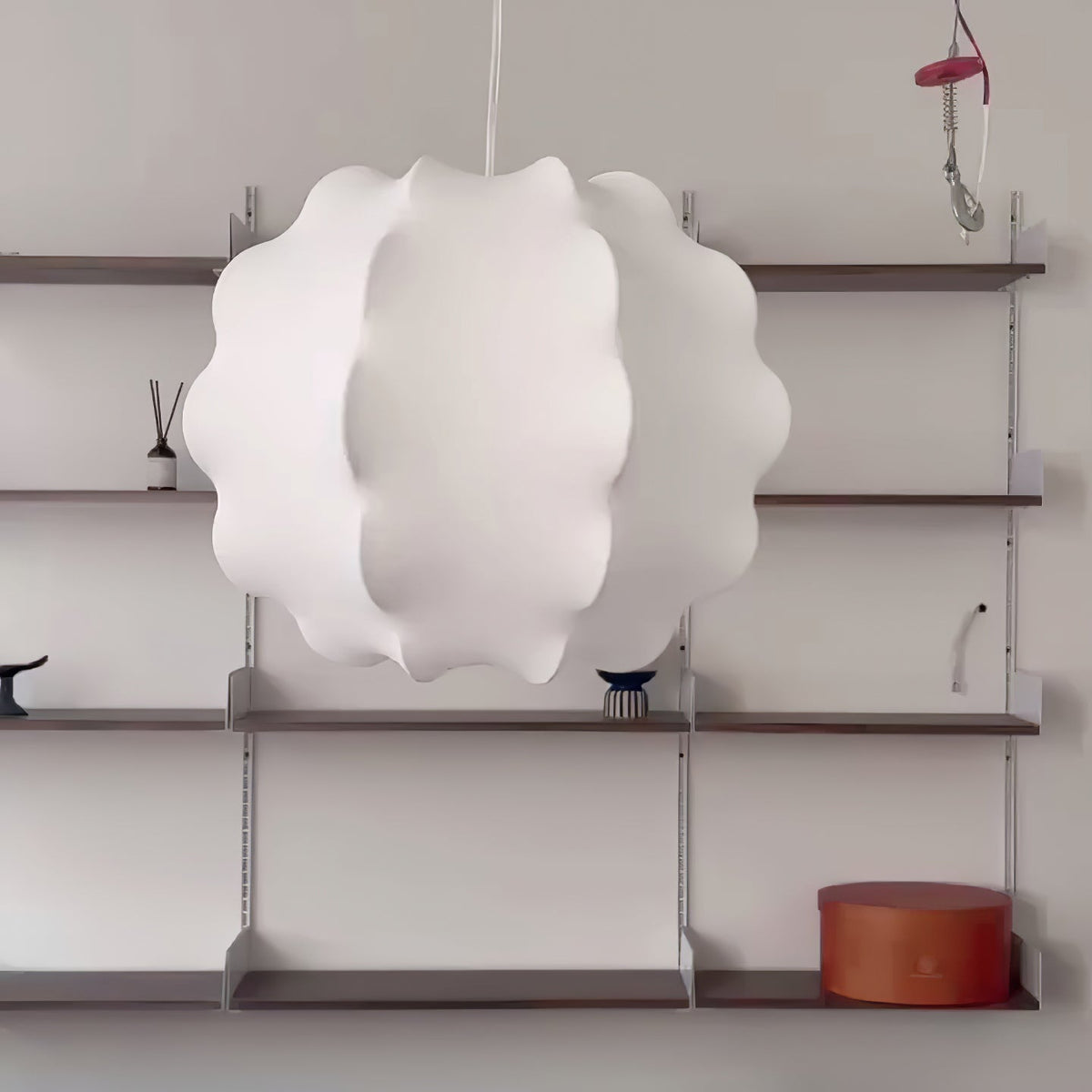 celeste-petal-pendant-lamp