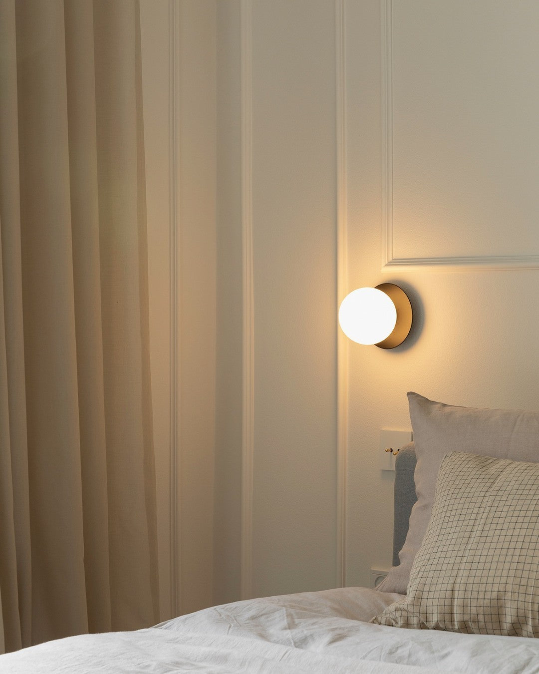 Celeste Wall Ceiling Lamp