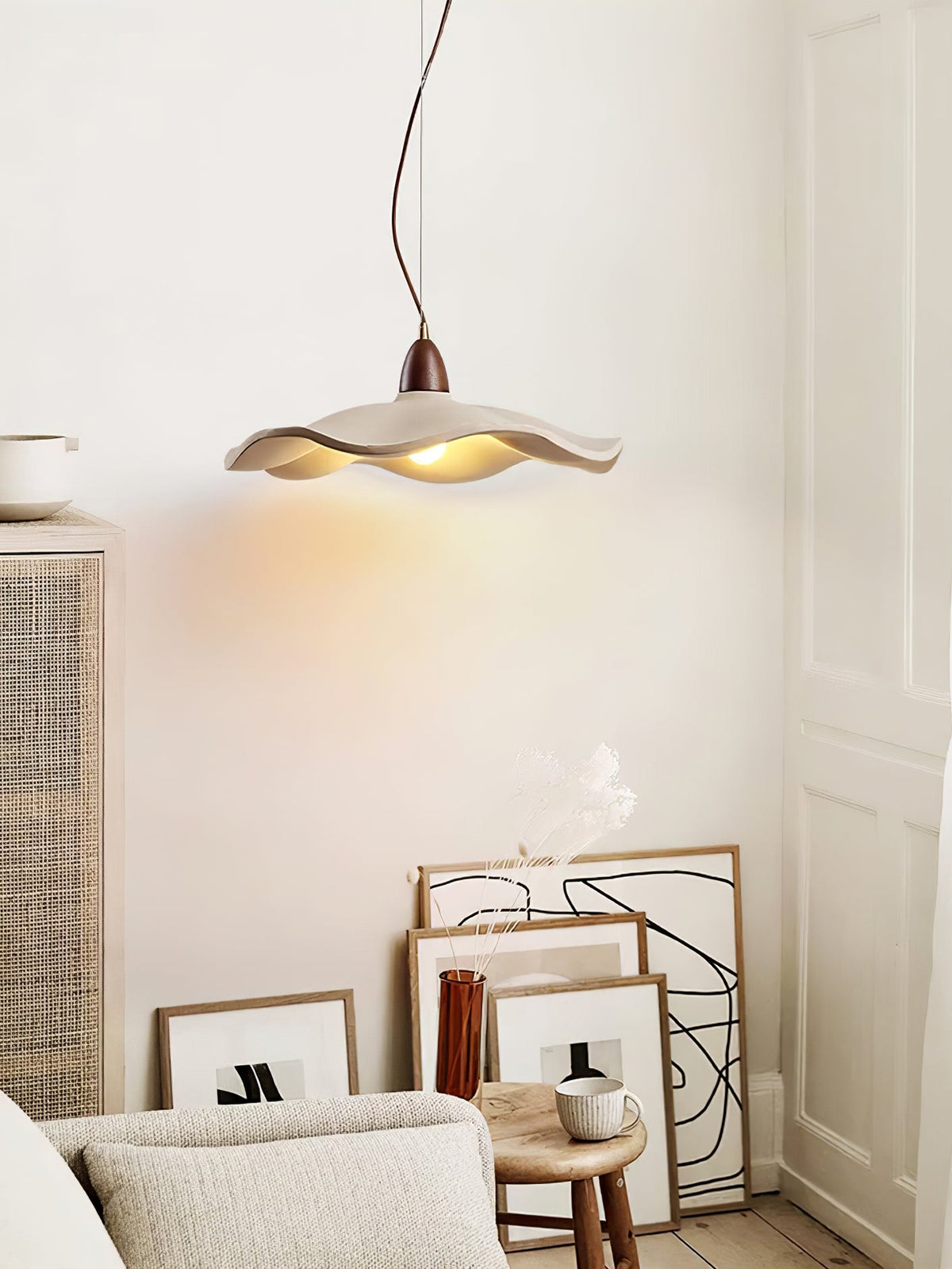 Cement Wave Pendant Light – Sculptural Concrete Pendant for Modern Interiors