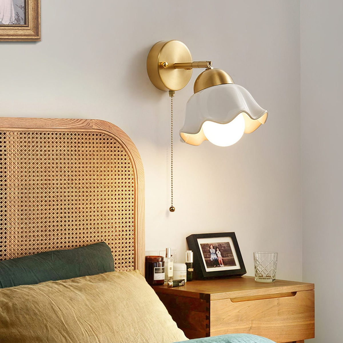 Ceramic Flower Wall Lamp