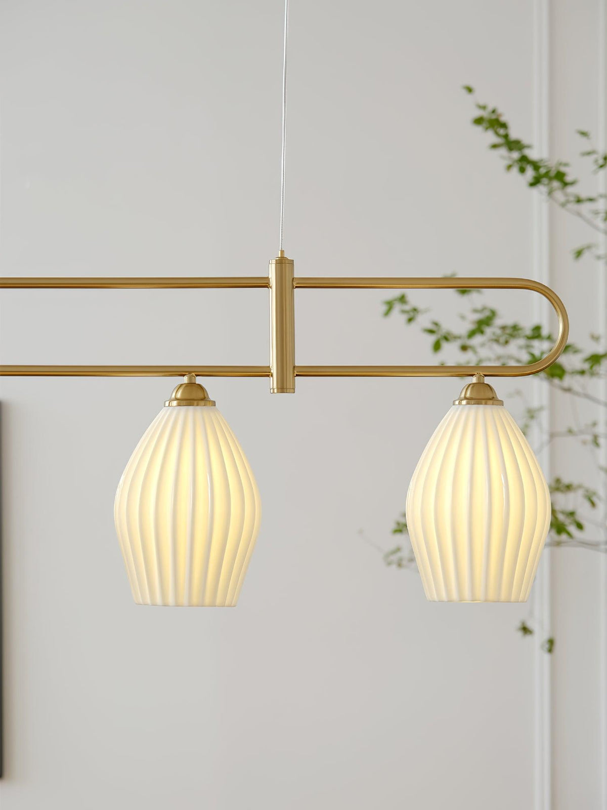 ceramic-ribbed-pendnat-light