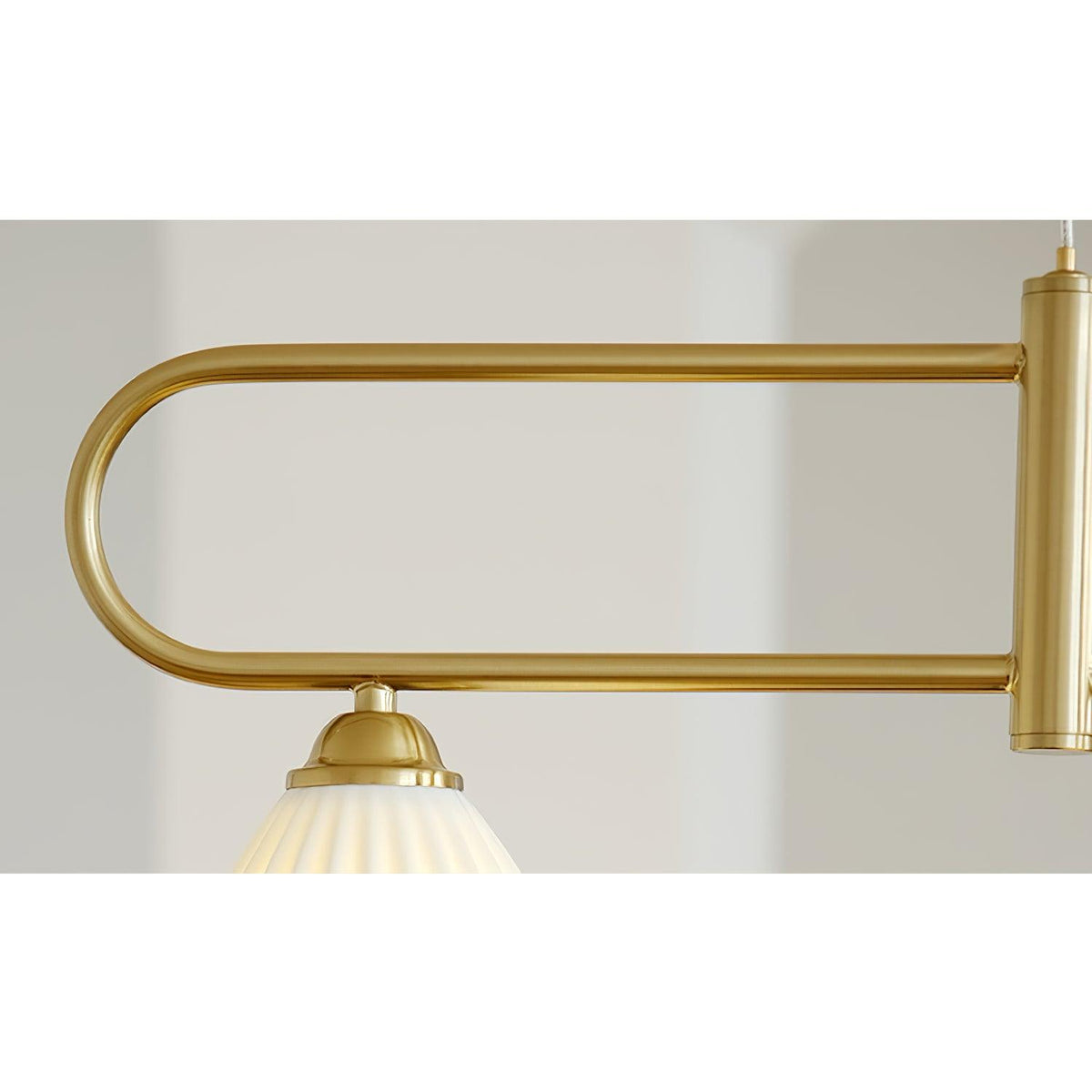 ceramic-ribbed-pendnat-light