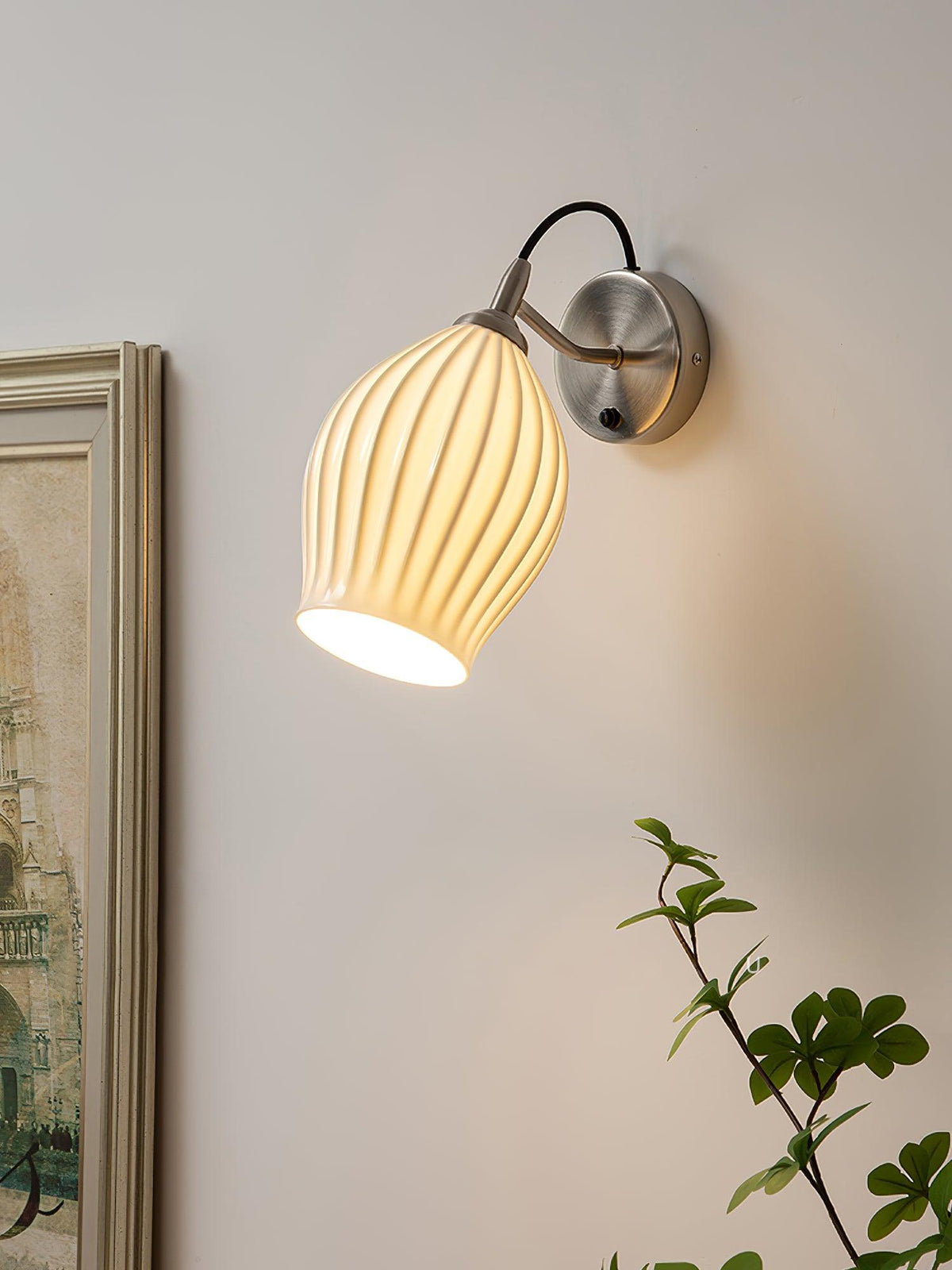 ceramic-ribbed-wall-light