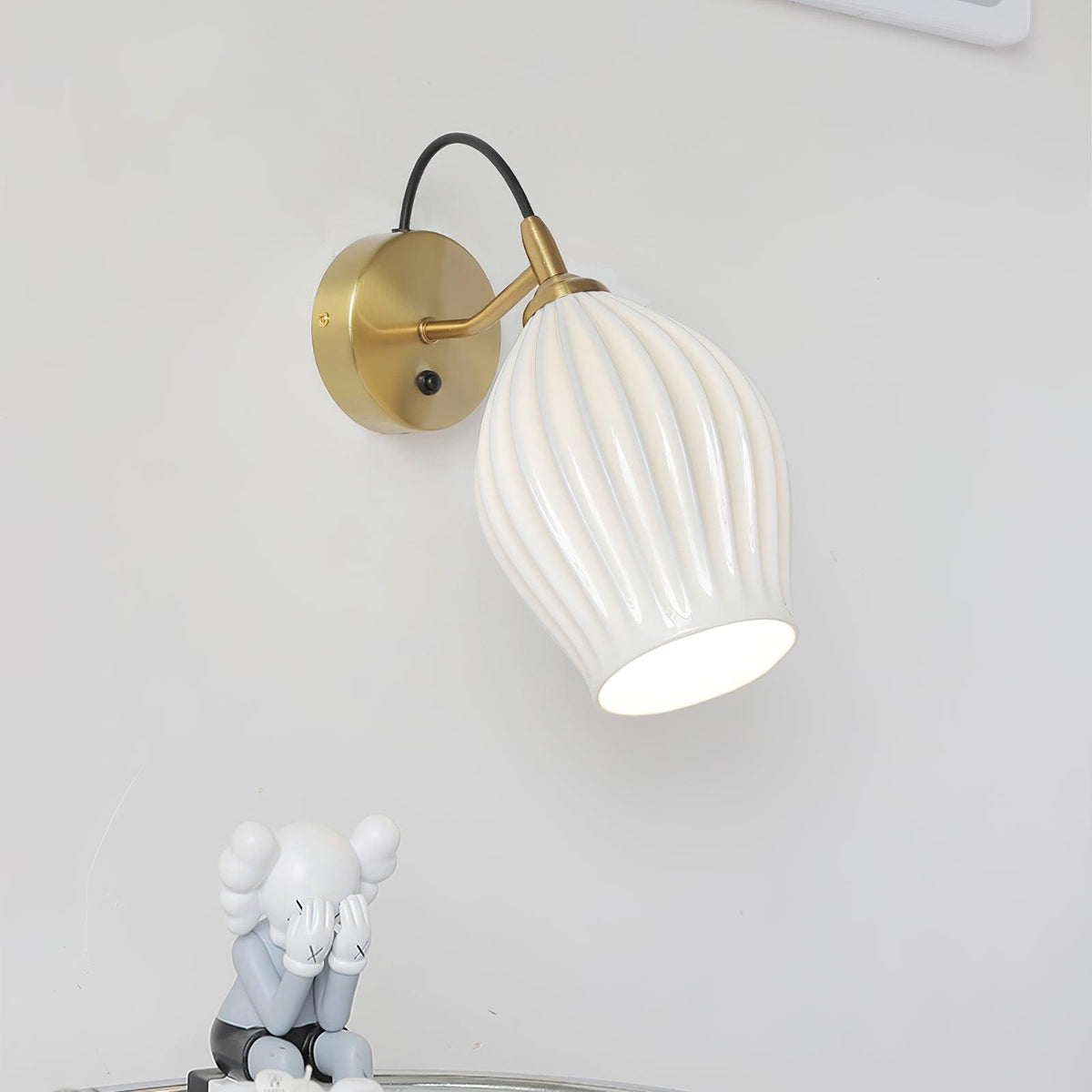 ceramic-ribbed-wall-light