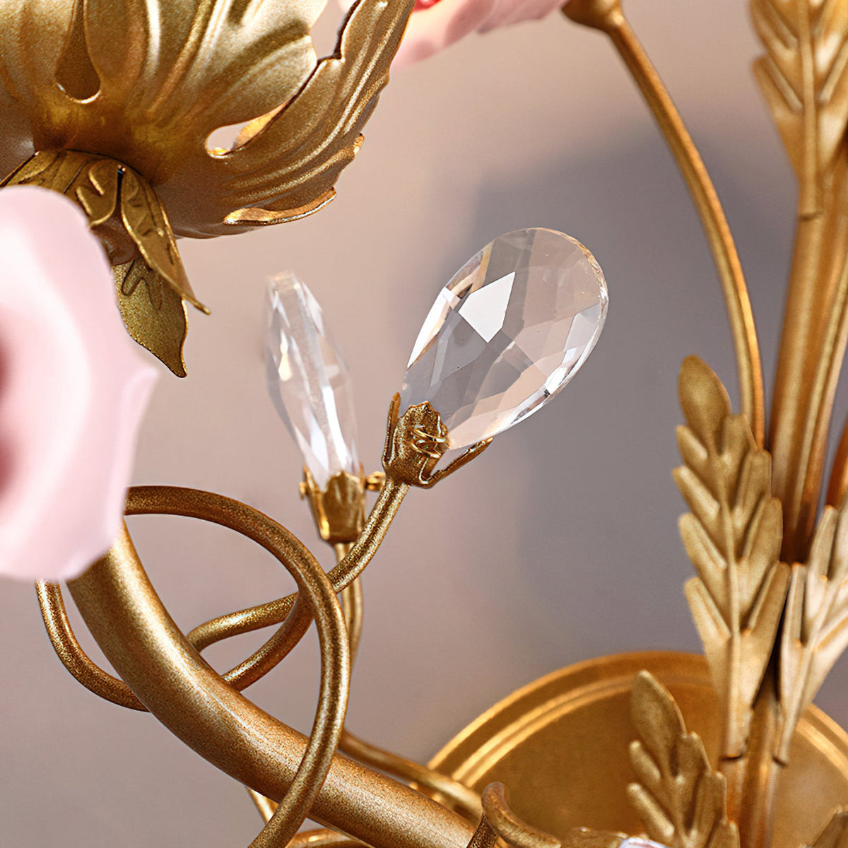 ceramic-rose-vine-sconce