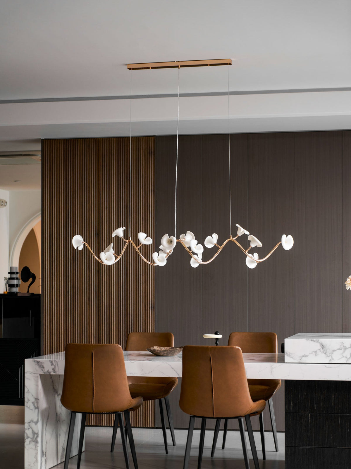 Cerisium Blossom Chandelier – Sculptural Ceramic & Iron Pendant Light