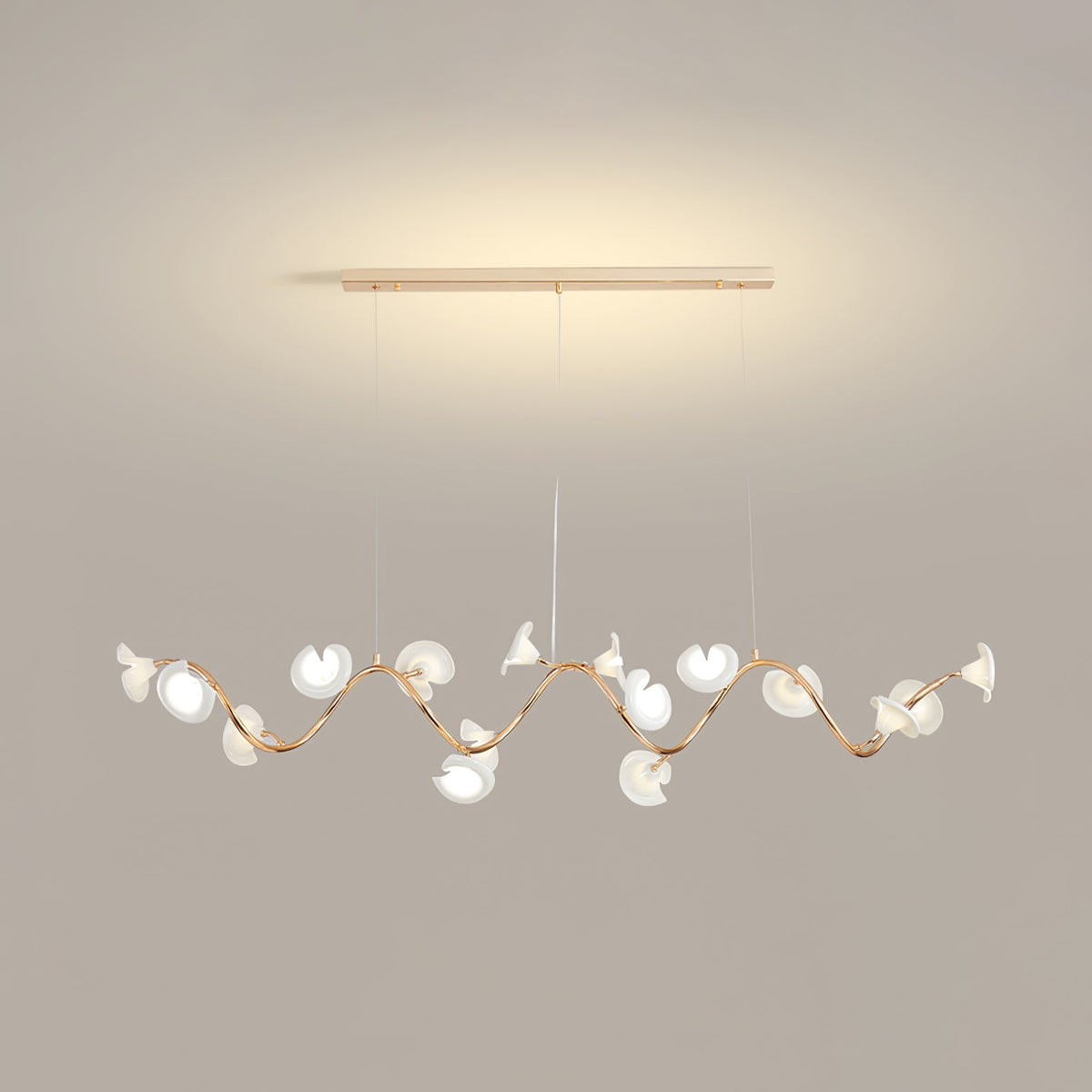 Cerisium Blossom Chandelier – Sculptural Ceramic & Iron Pendant Light