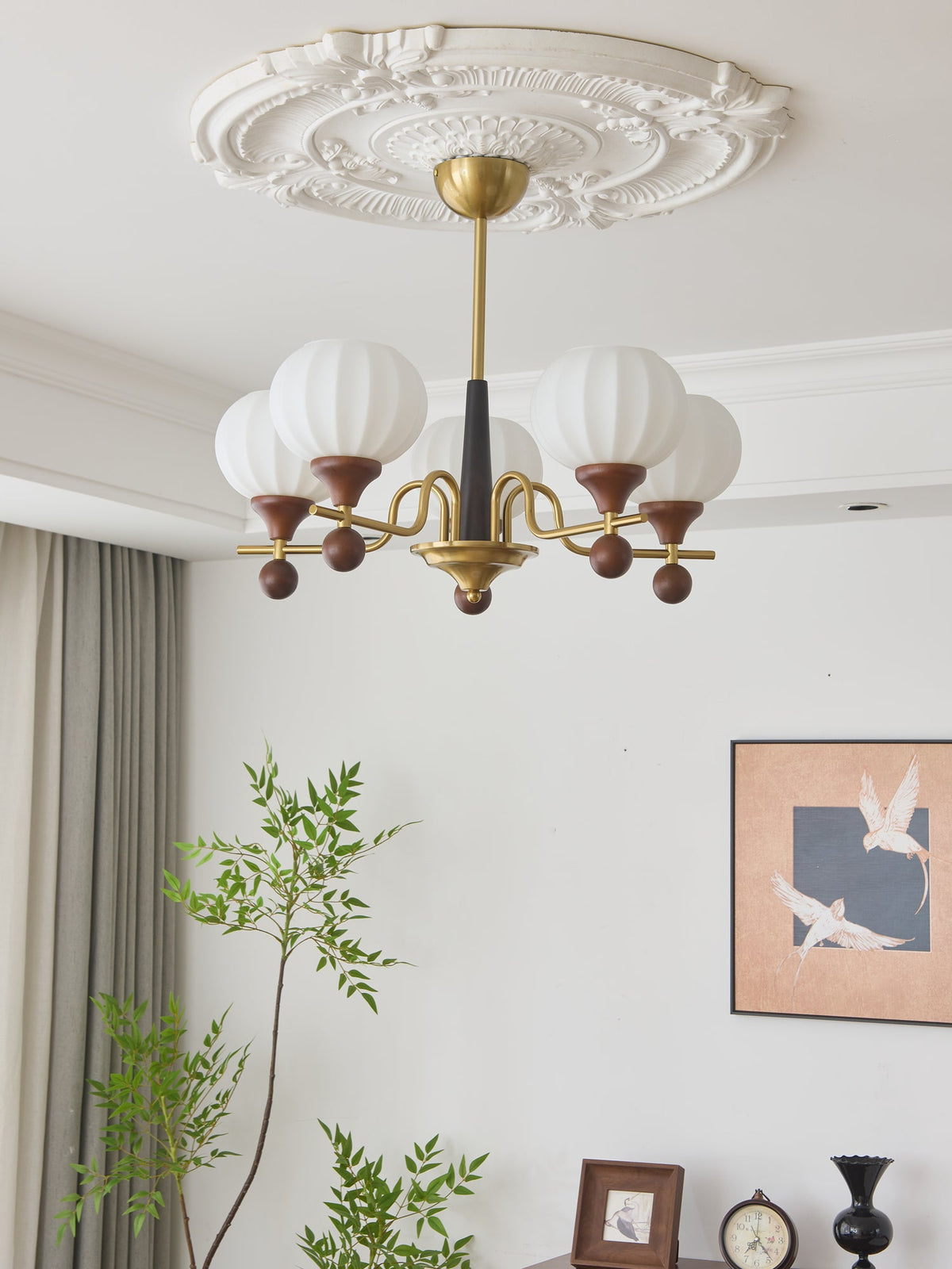 Ceylian Modern Wood and Glass Chandelier with Brass Accents for Dining Room and Foyer