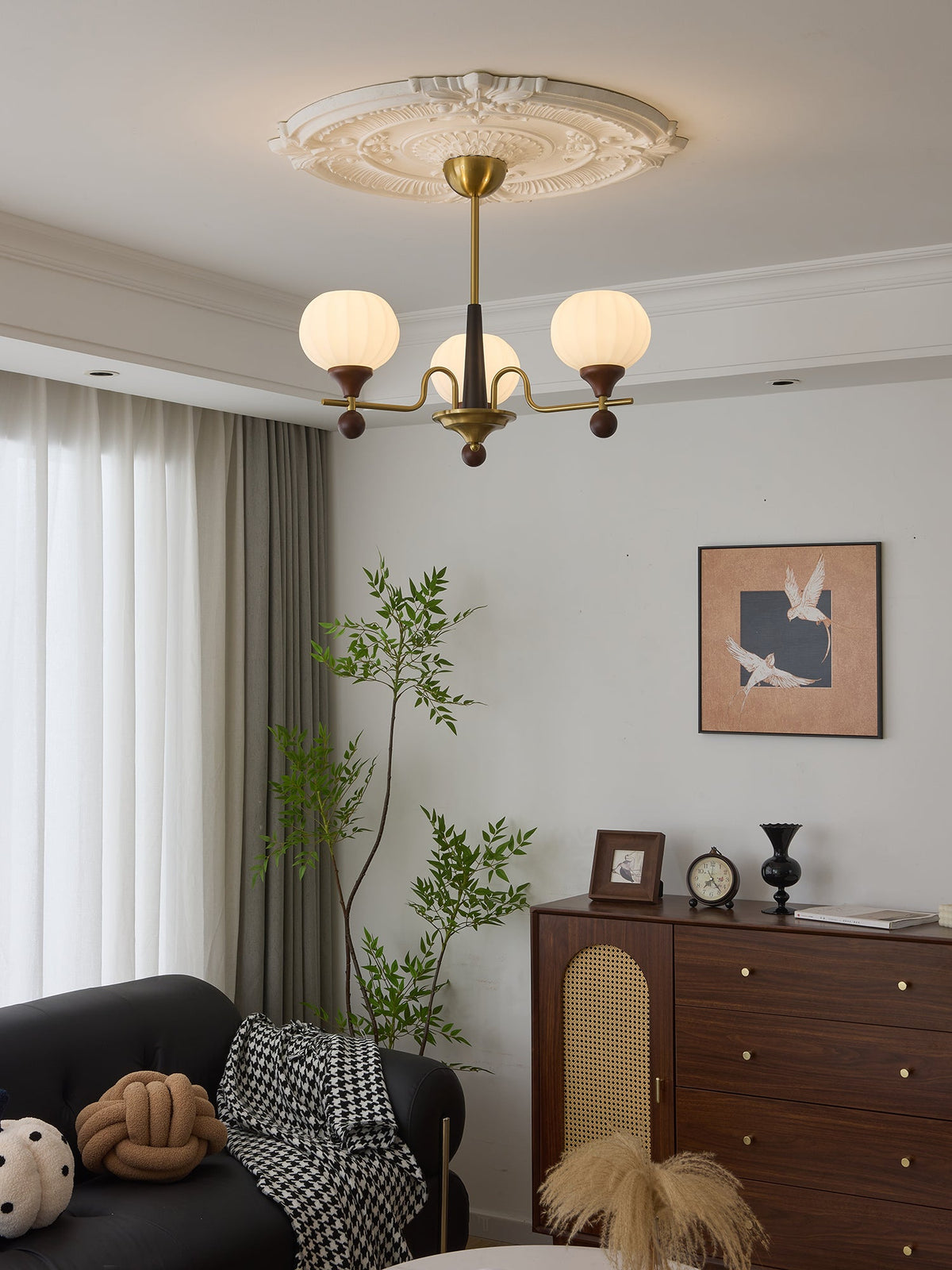 Ceylian Modern Wood and Glass Chandelier with Brass Accents for Dining Room and Foyer