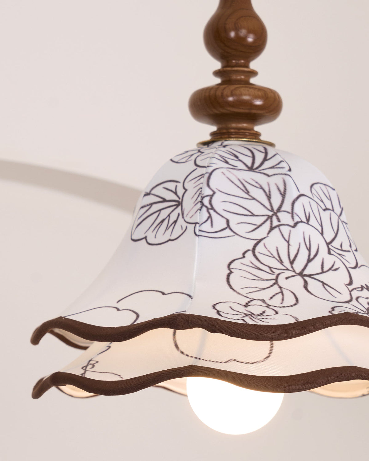 charleston-floral-pendant-lamp