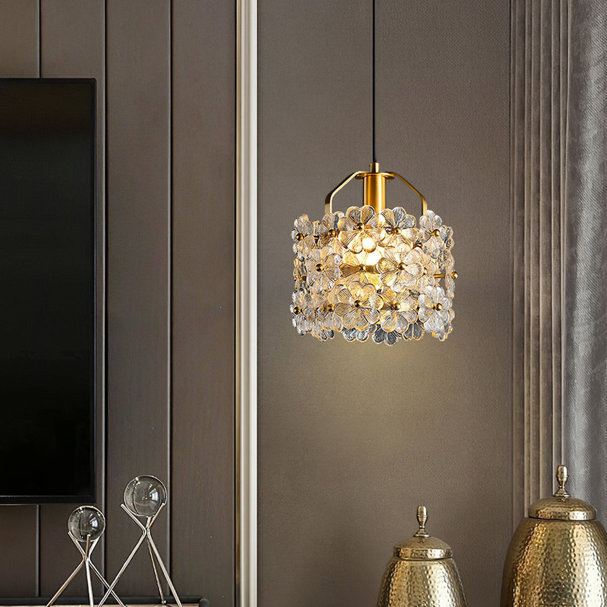 Charlotte Pendant Light