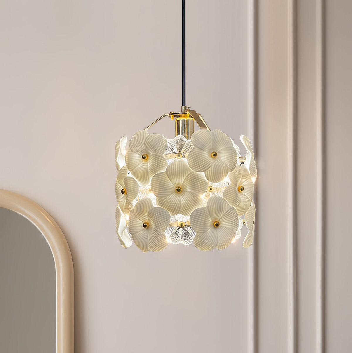 Charlotte Pendant Light