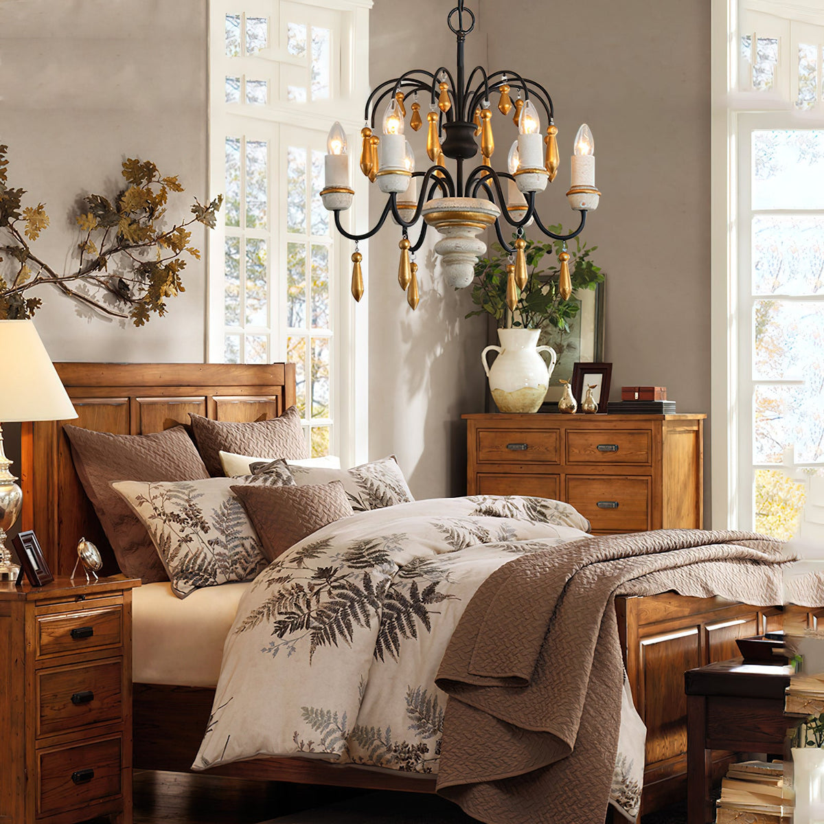 chateau-nobles-chandelier