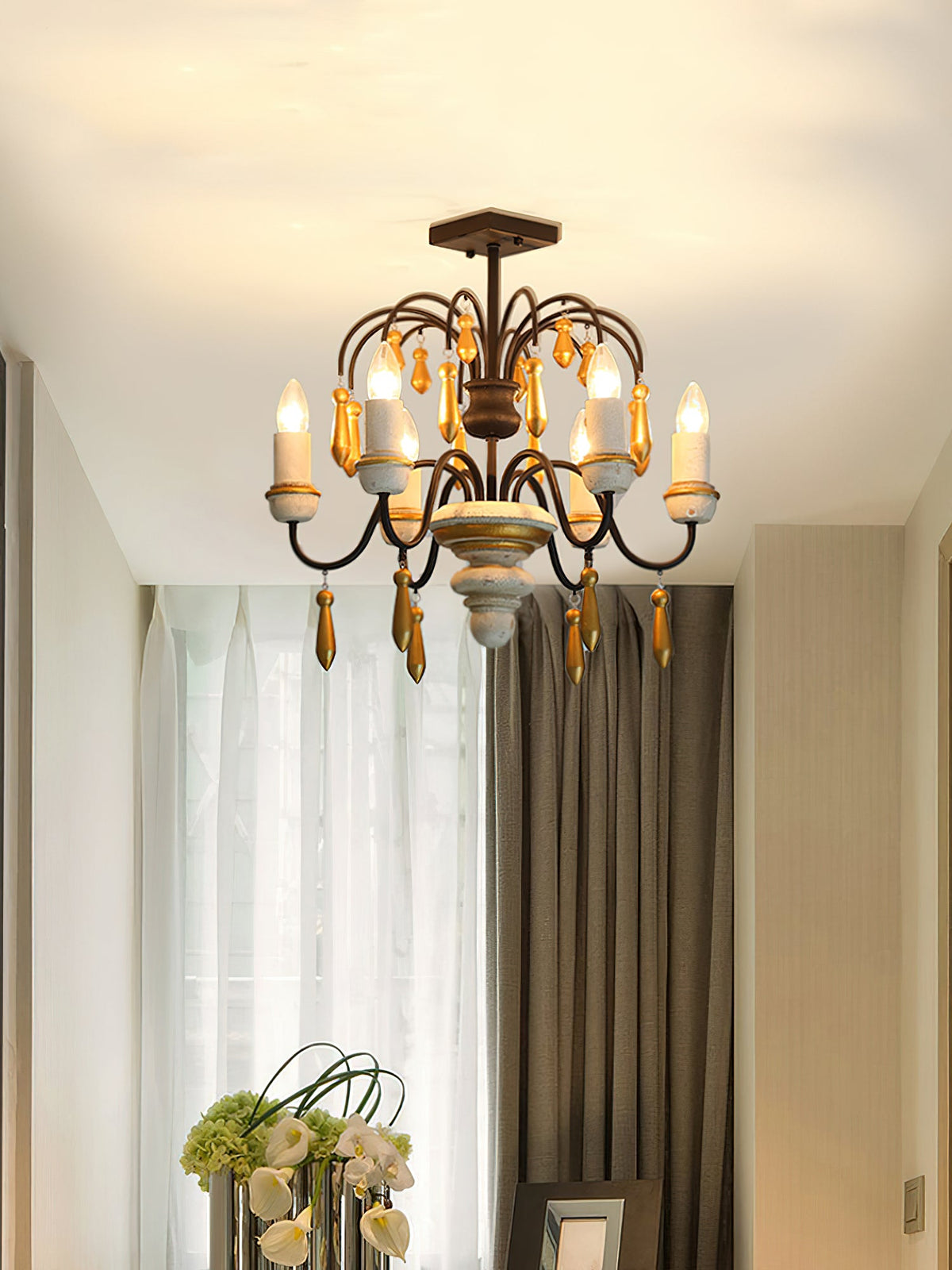 chateau-nobles-chandelier