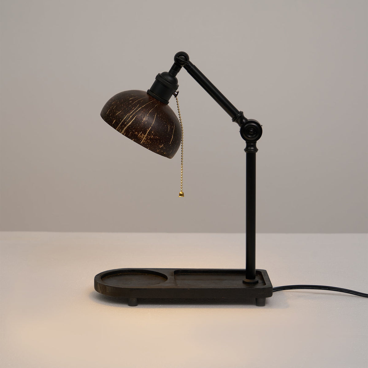 christian-dell-table-lamp