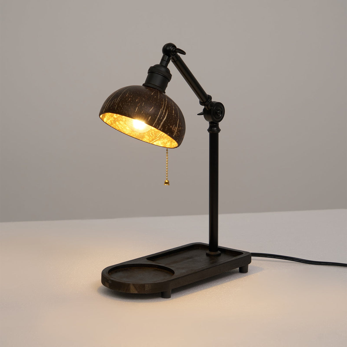 christian-dell-table-lamp