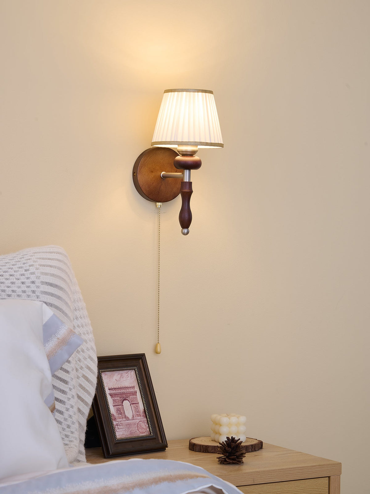 Clarendon Wall Lamp