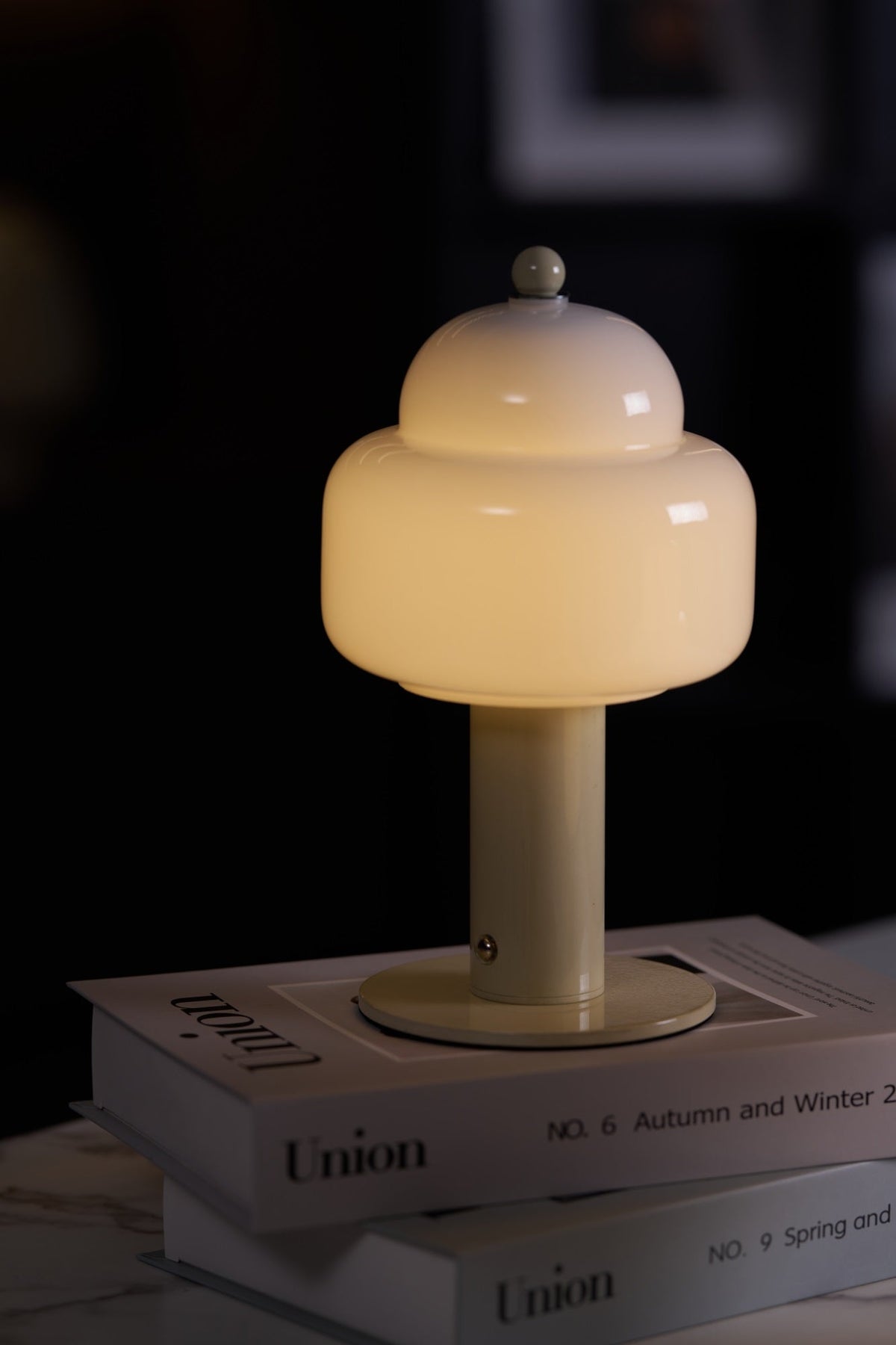 Cloud Dome Table Lamp – Sculptural LED Nightstand Light in Glass & Metal