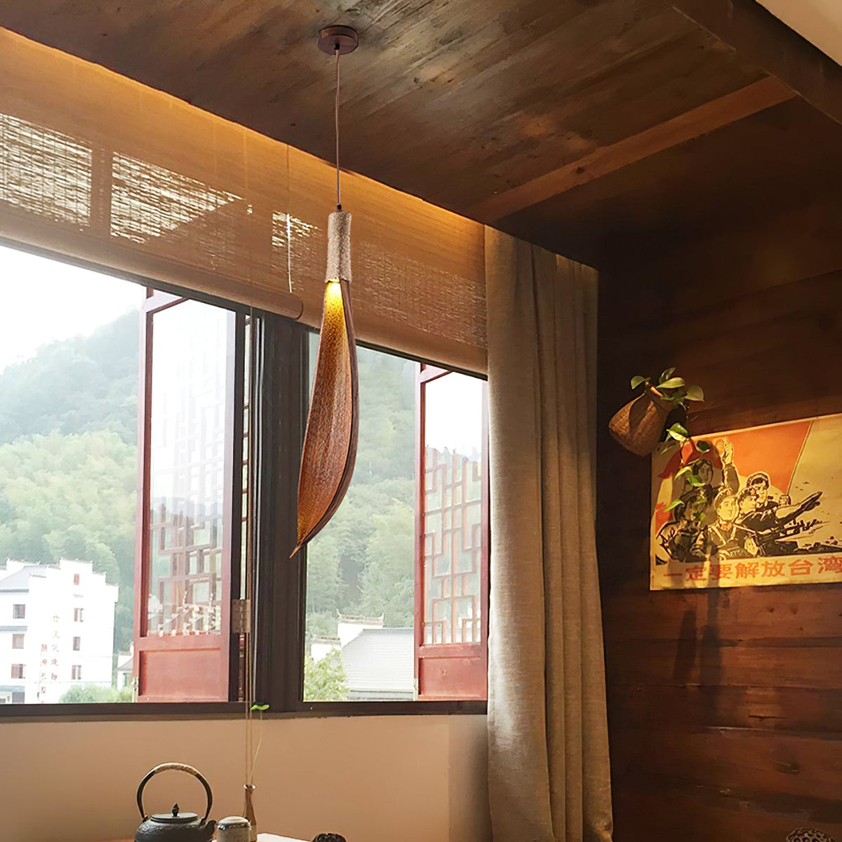 Cocoa Leaf Pendant Light – Natural Organic Hanging Lamp for Boho Interiors