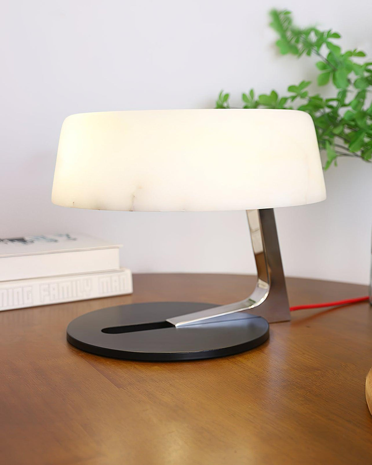 comete-table-lamp