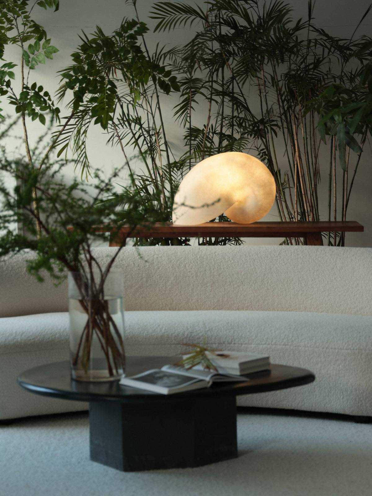 Conch Bloom Sculptural Resin Table Lamp with Nautilus Shell Design