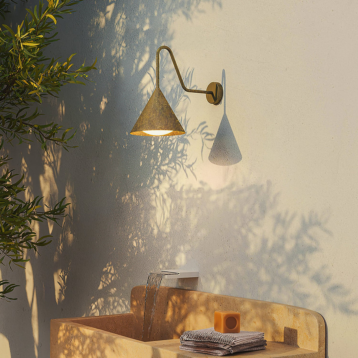 cone-wall-lamp