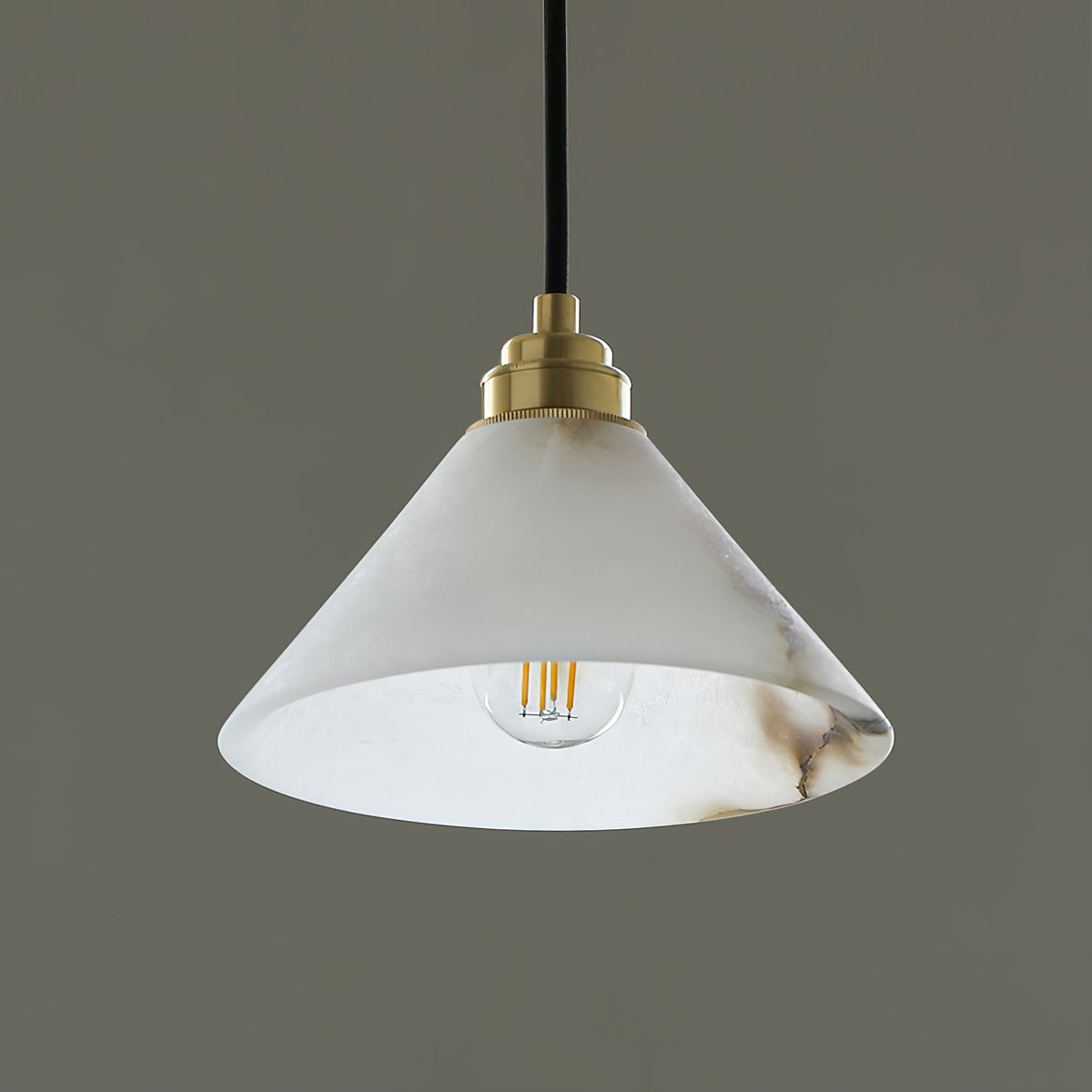 conical-brass-pendant-lamp